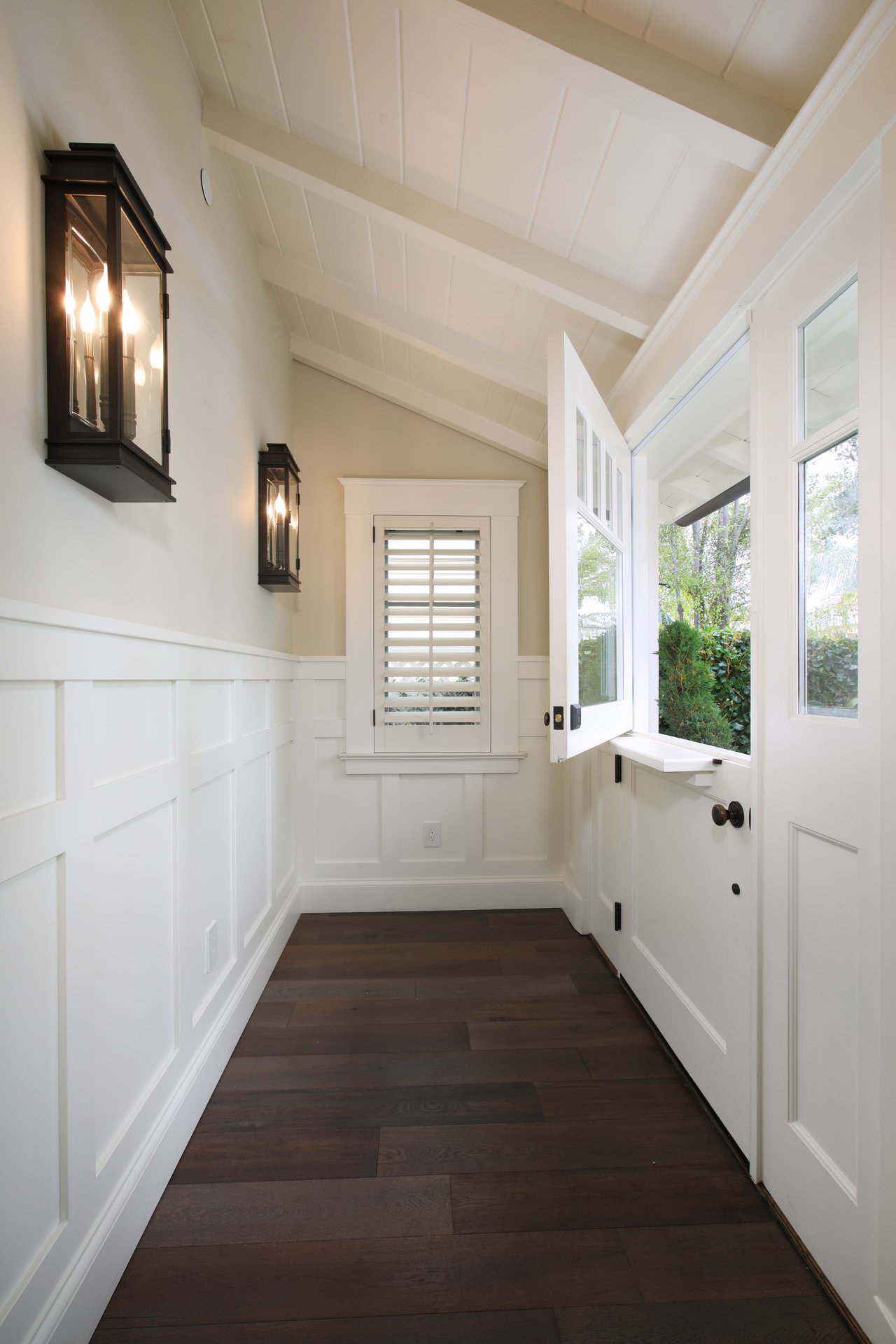 426 Dahlia Avenue