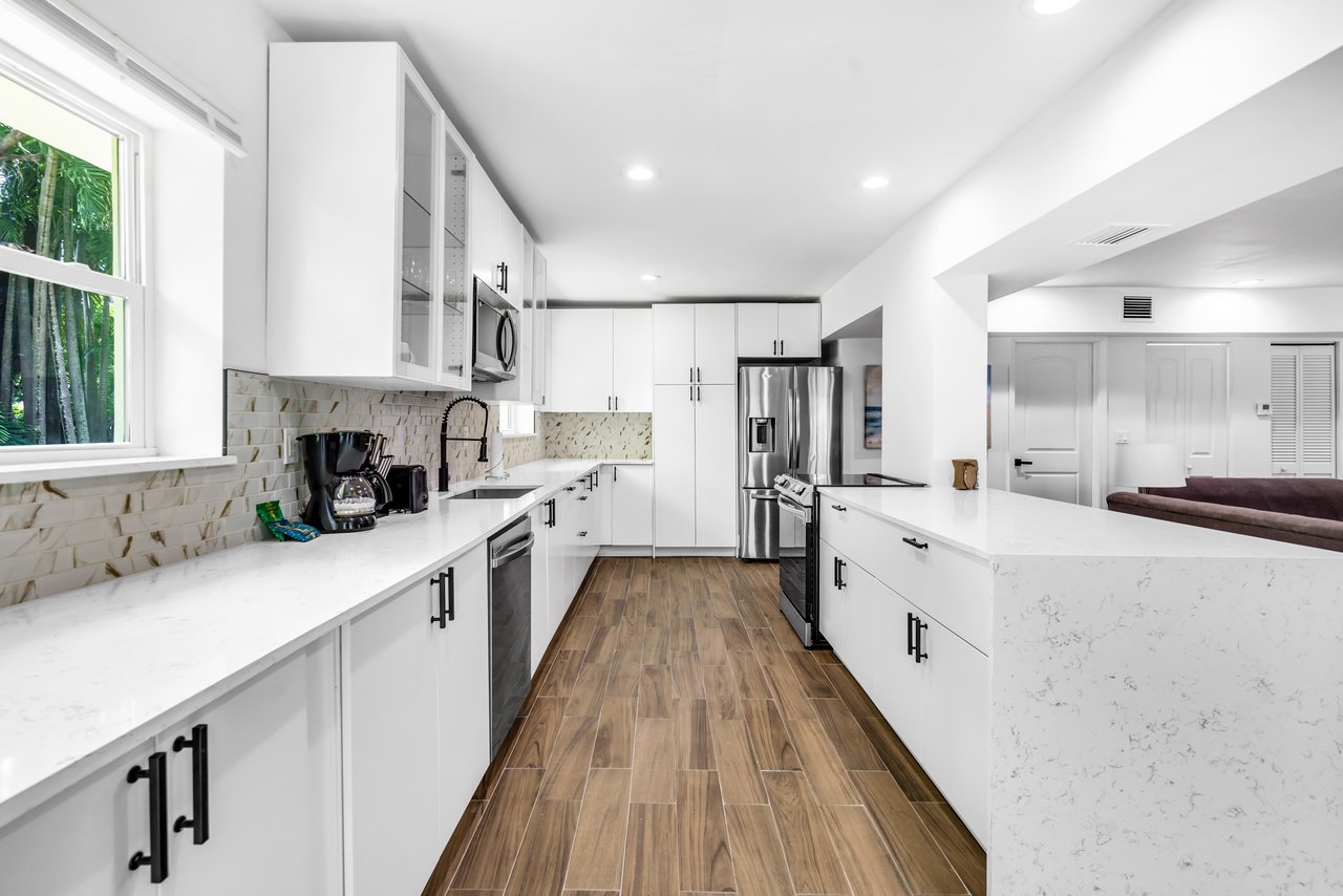 24 NW 86th St.