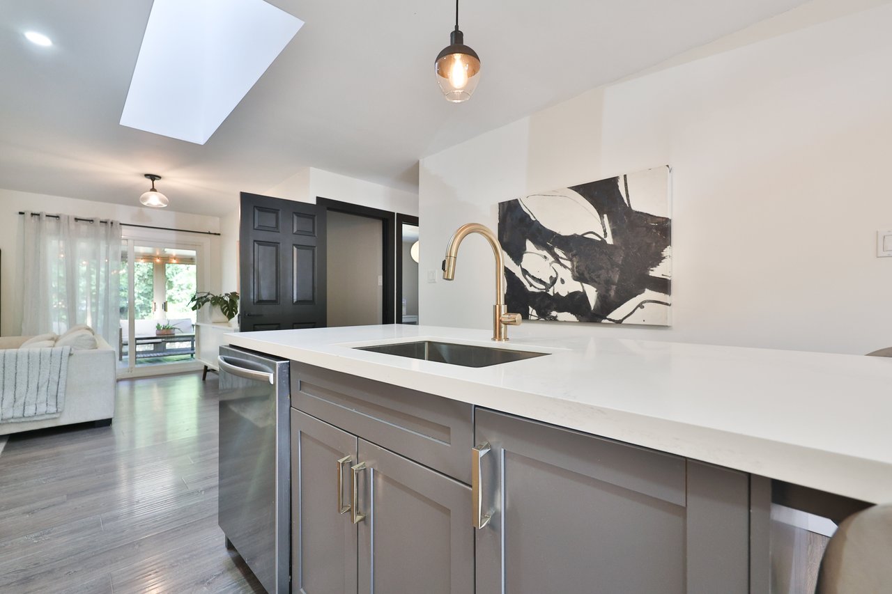 1131 Carol Street, Burlington