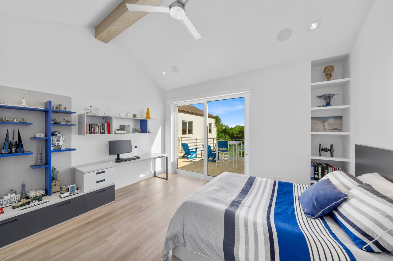 180 Cape Florida Drive