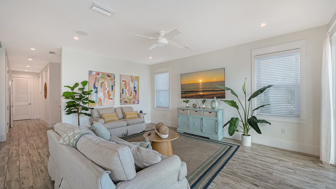 2206 Avenue A, Bradenton Beach, Florida