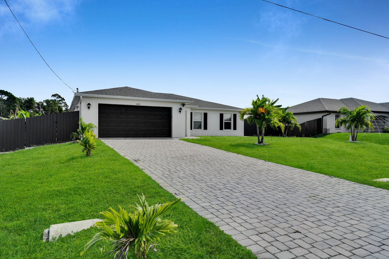 The Modern Flex Residence 