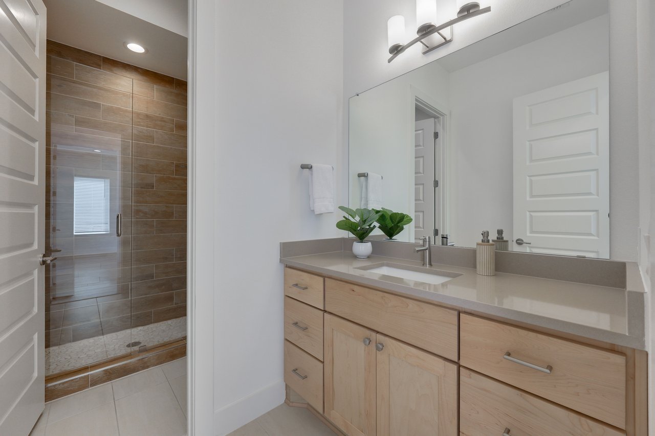 4011 Independent WAY