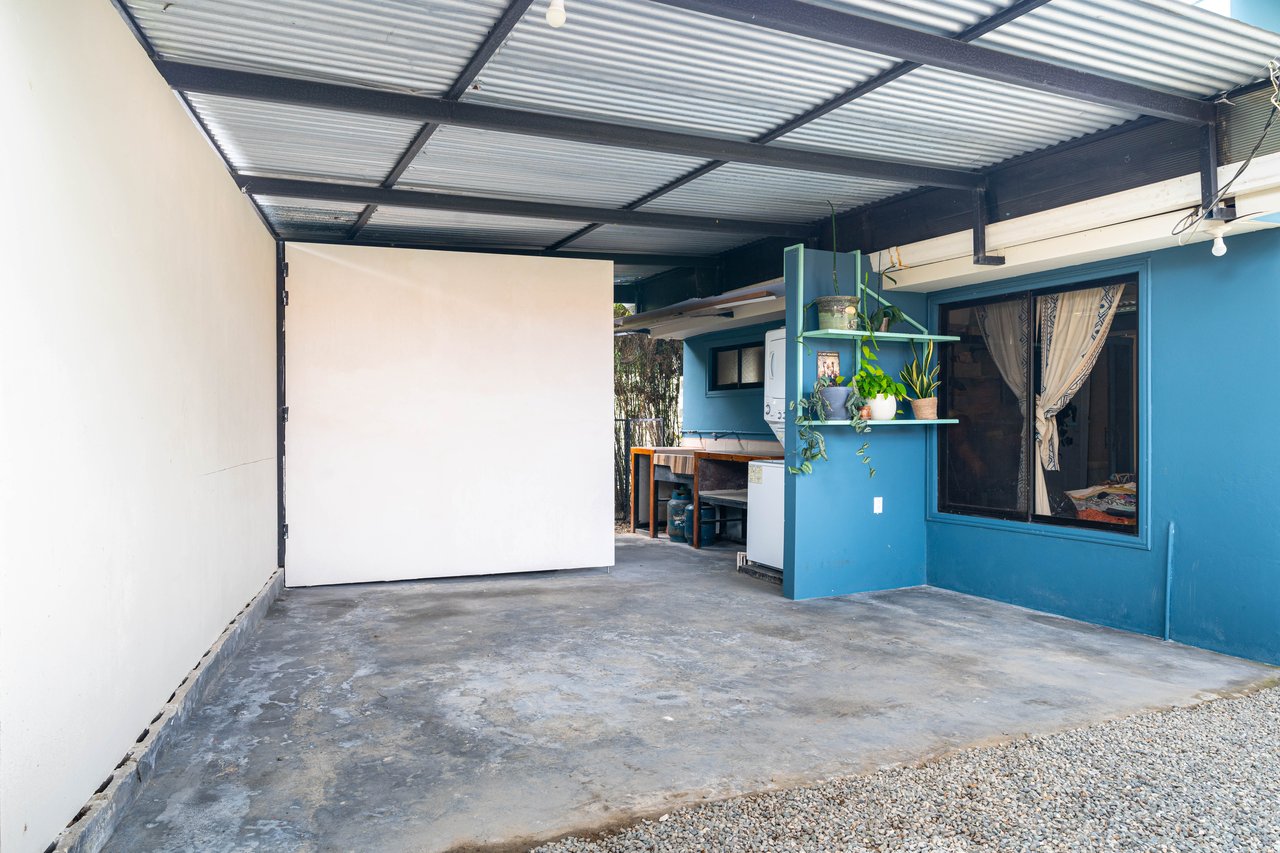3 Bed Main Home with Two Rental Villas, Walk to Beach in Uvita! Fantastic Location!