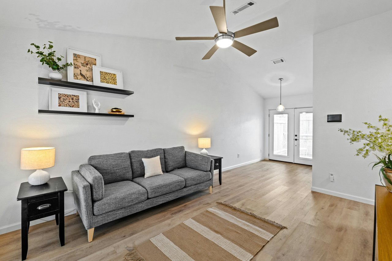 Bright & Chic Corner Lot Home in Coppertree Condos