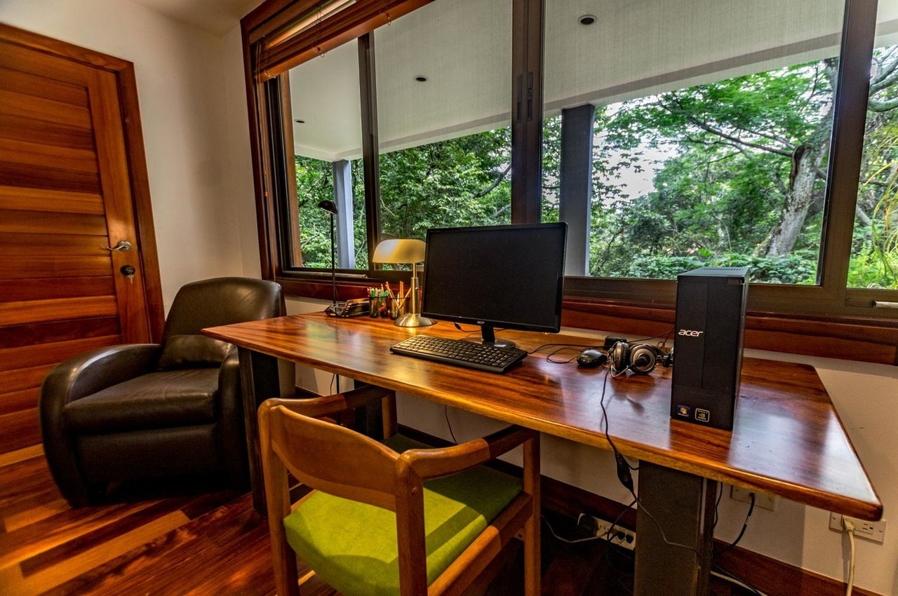 Tropical Gem In Villa Real