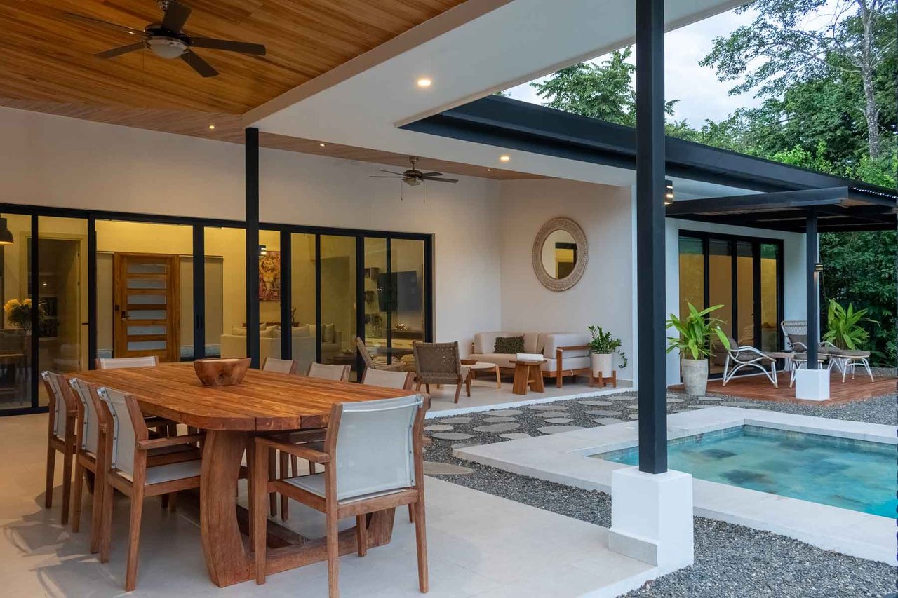 Casa Bromelia Dorada | Stylish 3-Bedroom Home with Pool in Nature-Lovers’ Paradise