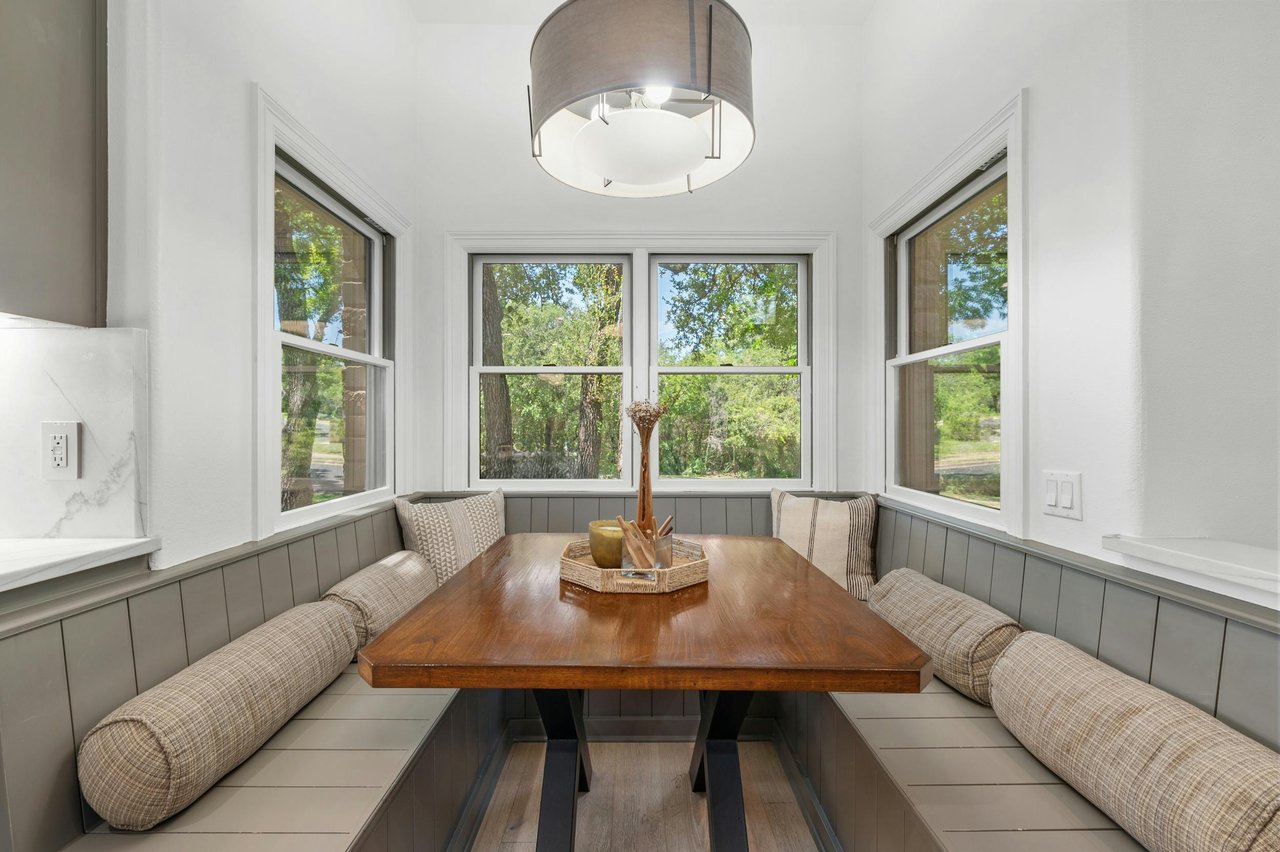 2928 Chatelaine Drive