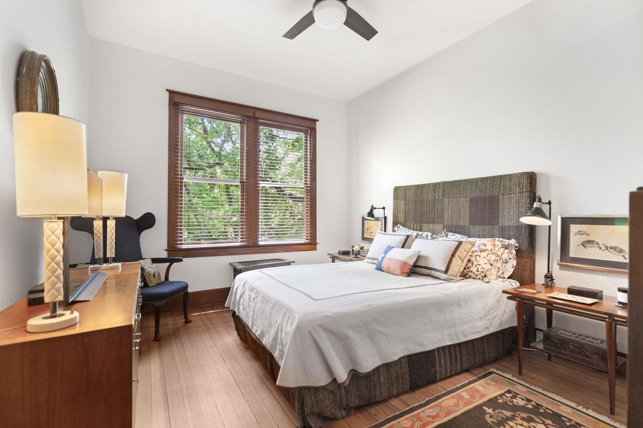 The Clarkesville Manor