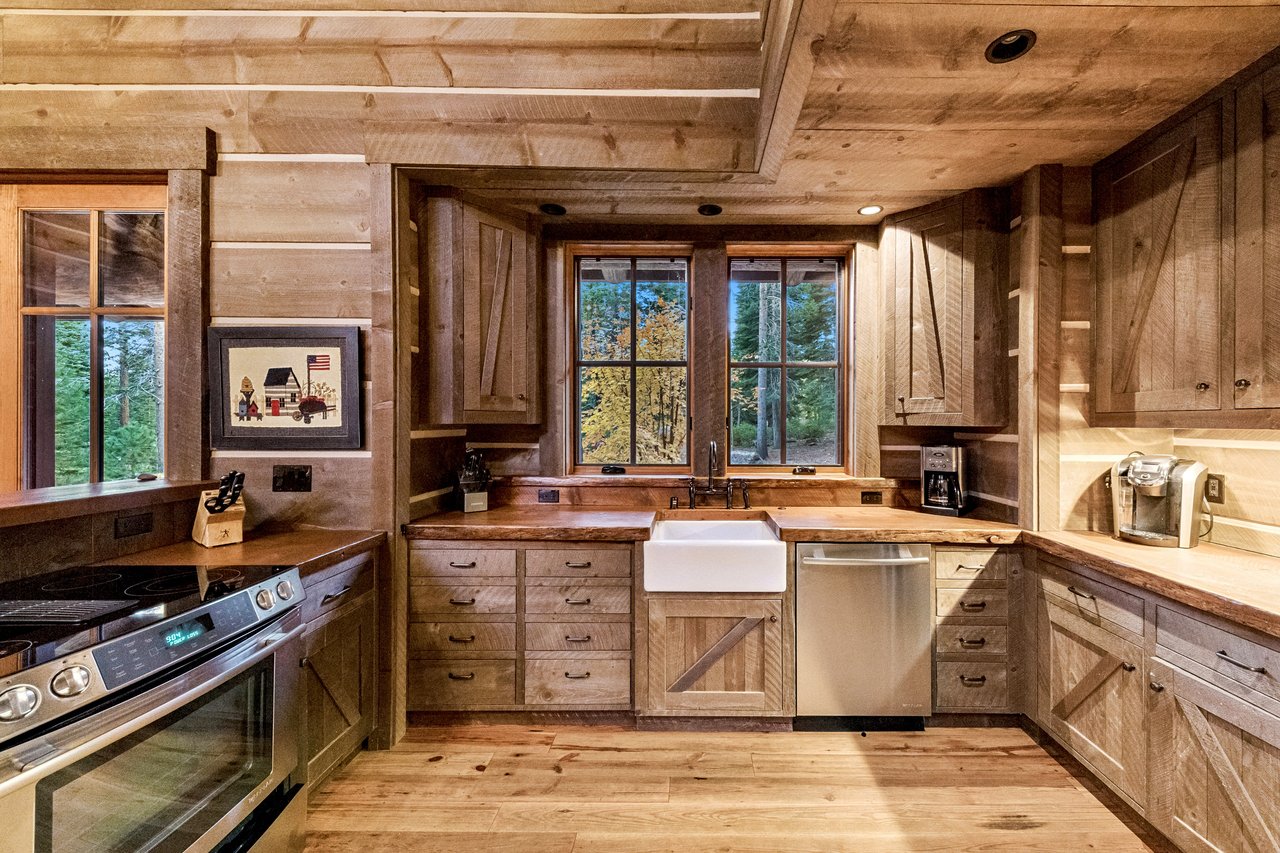 Lahontan Legacy Estate