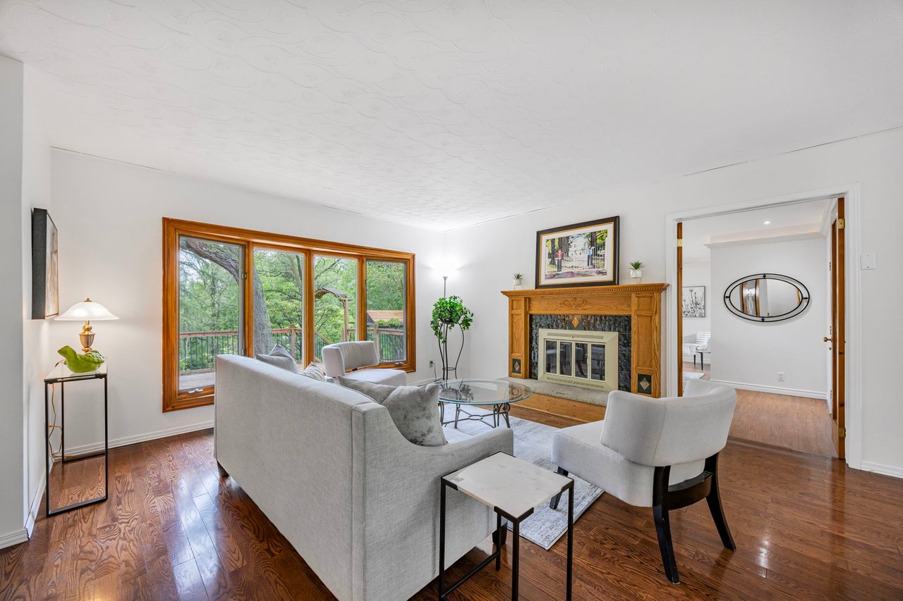 55 Old Church Road, King