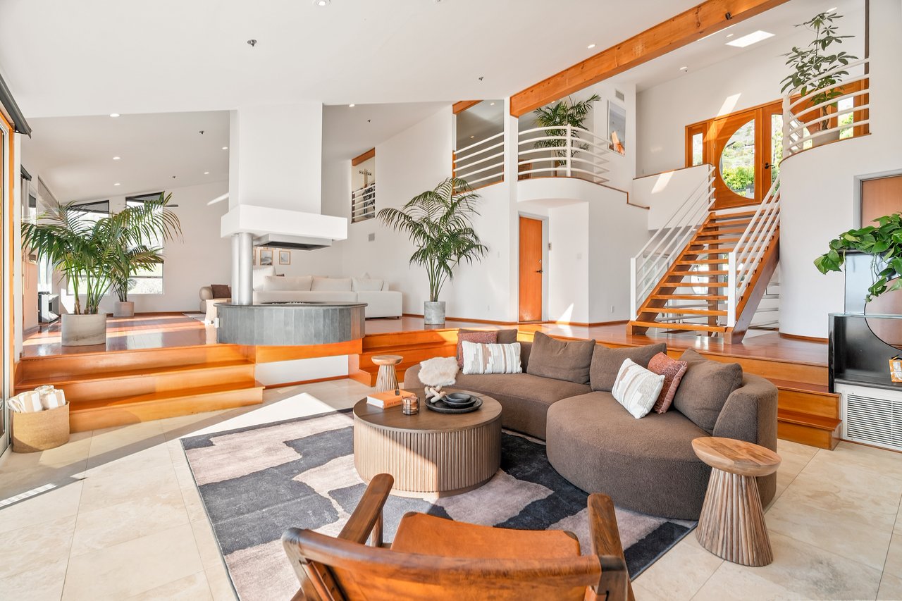 Casa Bianca by Oraklus