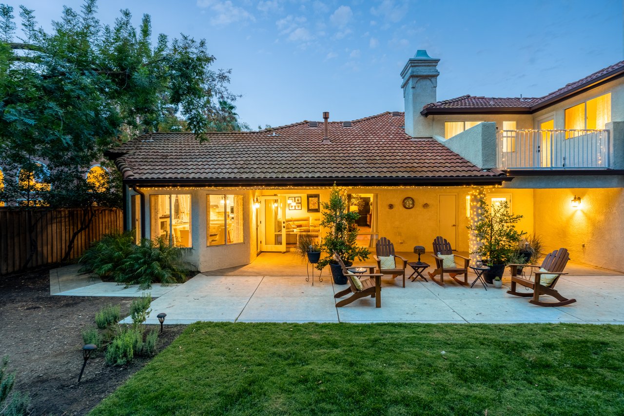 841 E Country View Circle