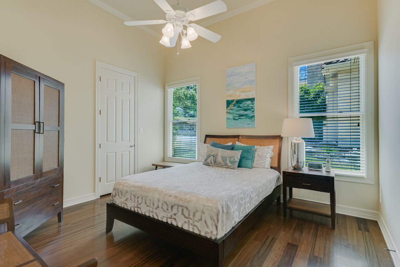 1812 Chalk Rock Cove