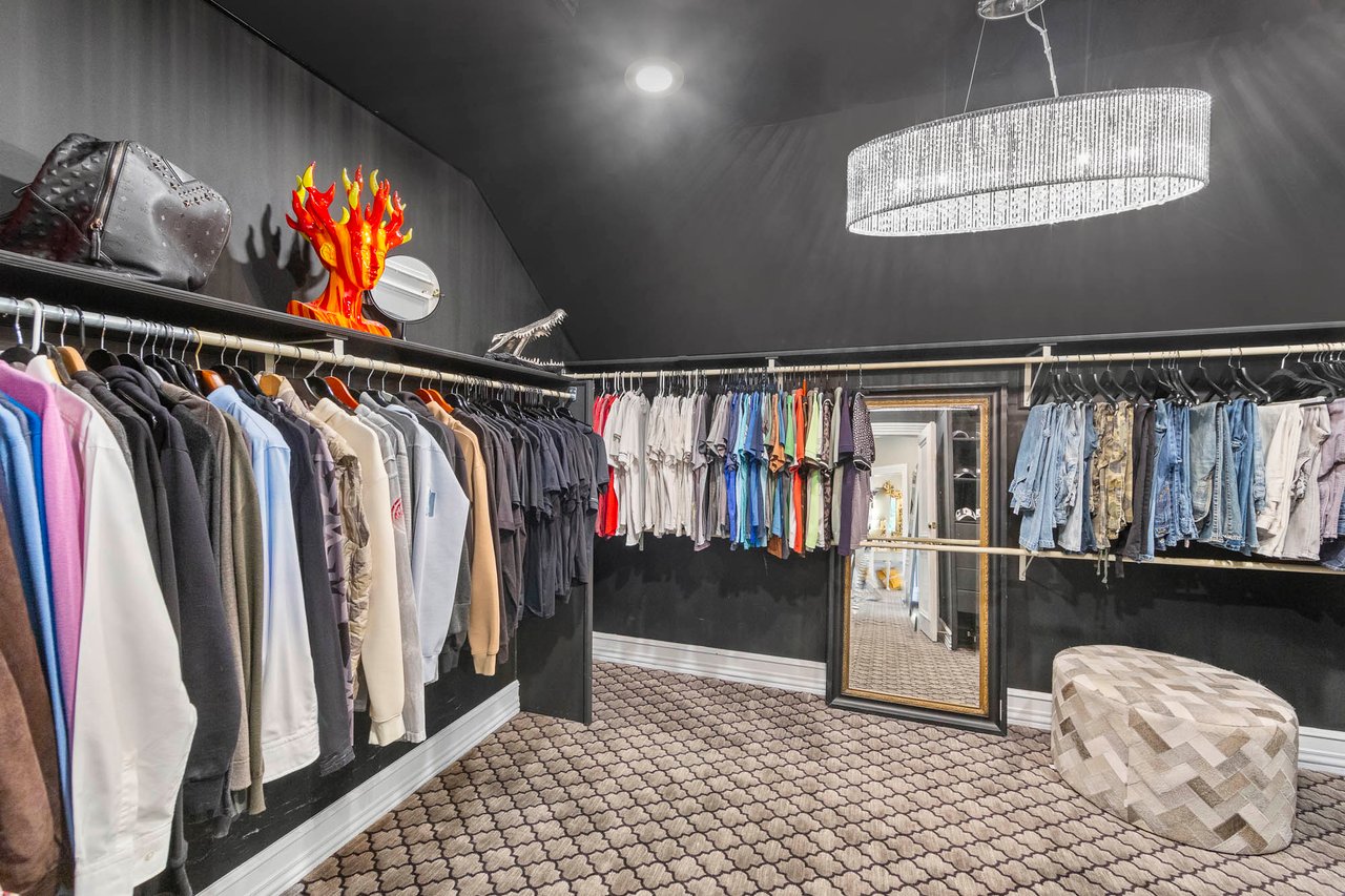 85 Sherwood Rd