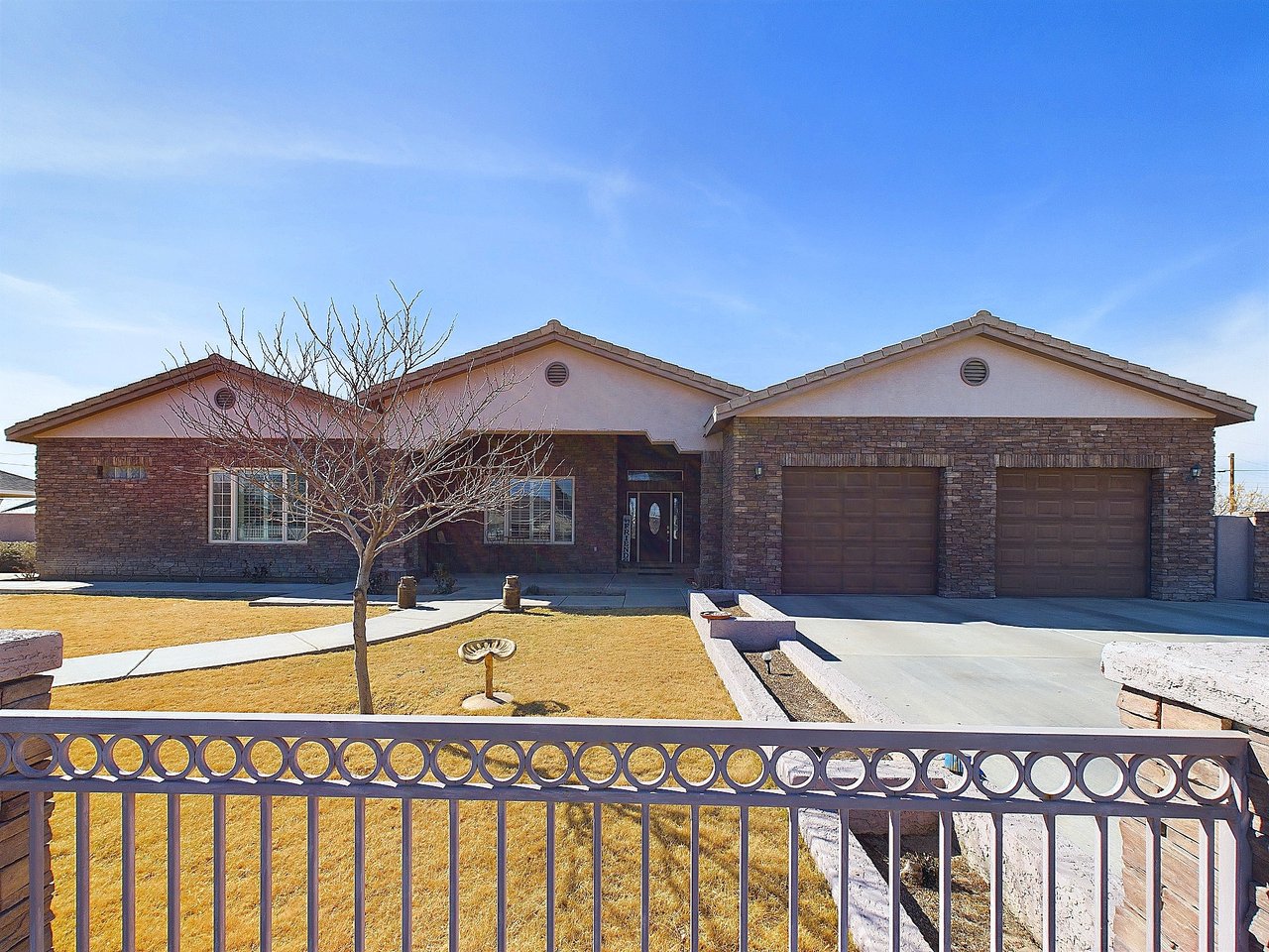 2111 Texas St