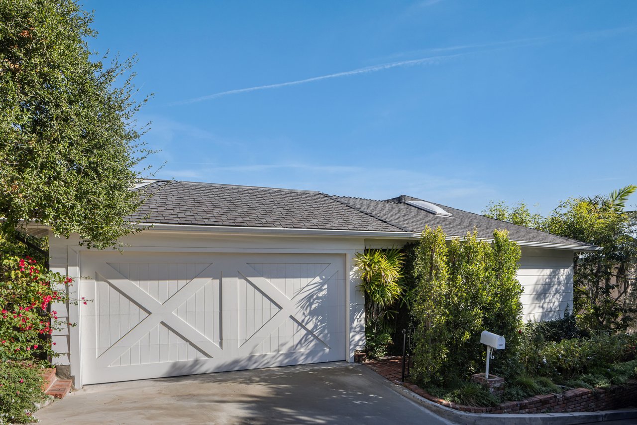 1612 Gilcrest Dr, Beverly Hills