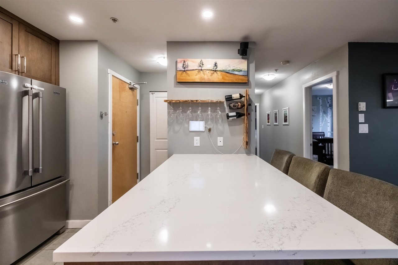 409-808 Sangster Pl