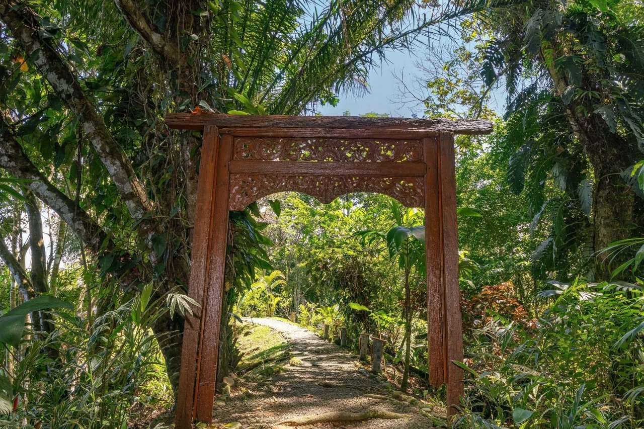 Ocean View Retreat Estate, Dominical, Puntarenas