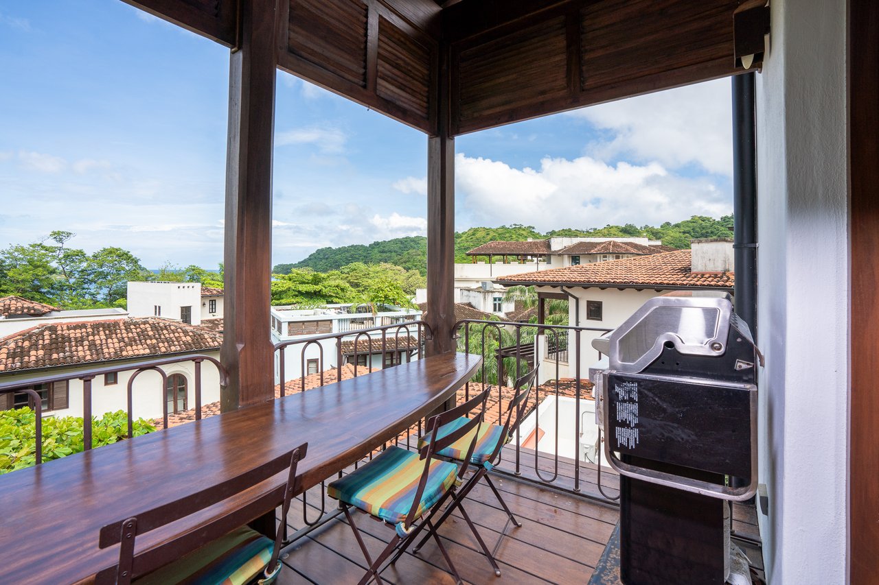 9 Calle La Ronda | A Contemporary Oceanview Modern Luxury near the Beach!