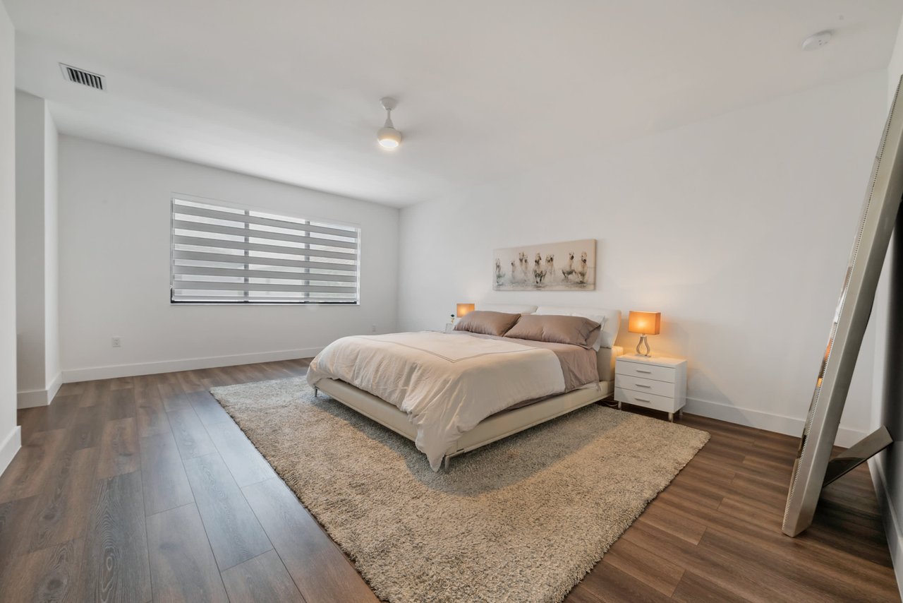 8118 NW 46th Terrace