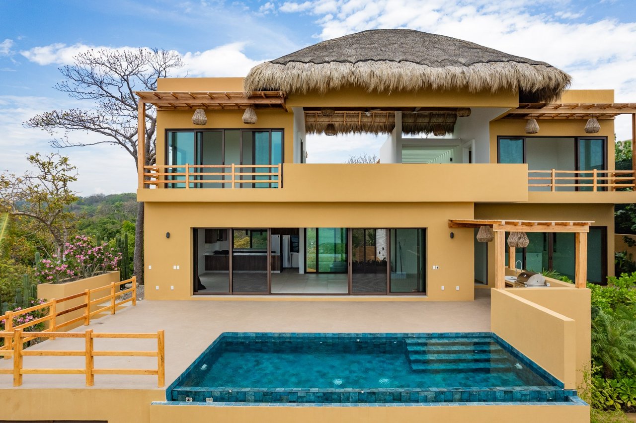 5 Bedroom, Single Family Home, La Cañada Casa A 