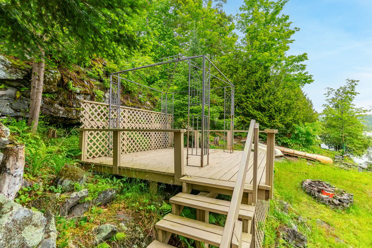 1601 CLAUDE BROWN ROAD