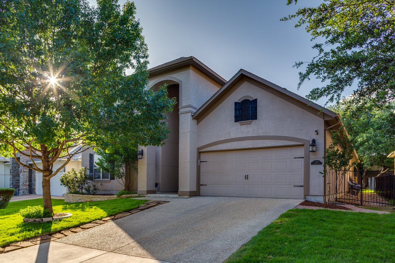 2319 Dunmore Hill