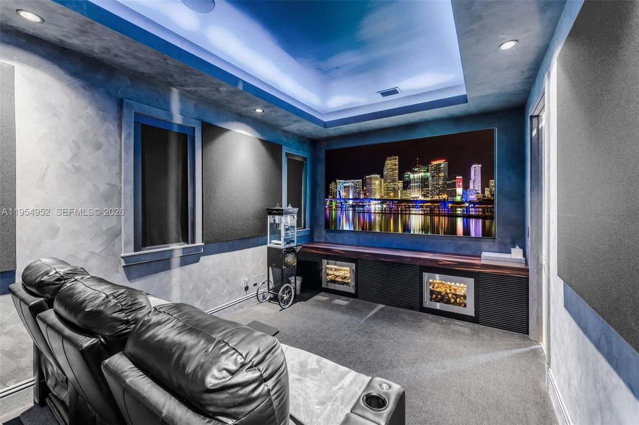 4819-university-drive-coral-gables-pool-home-sold