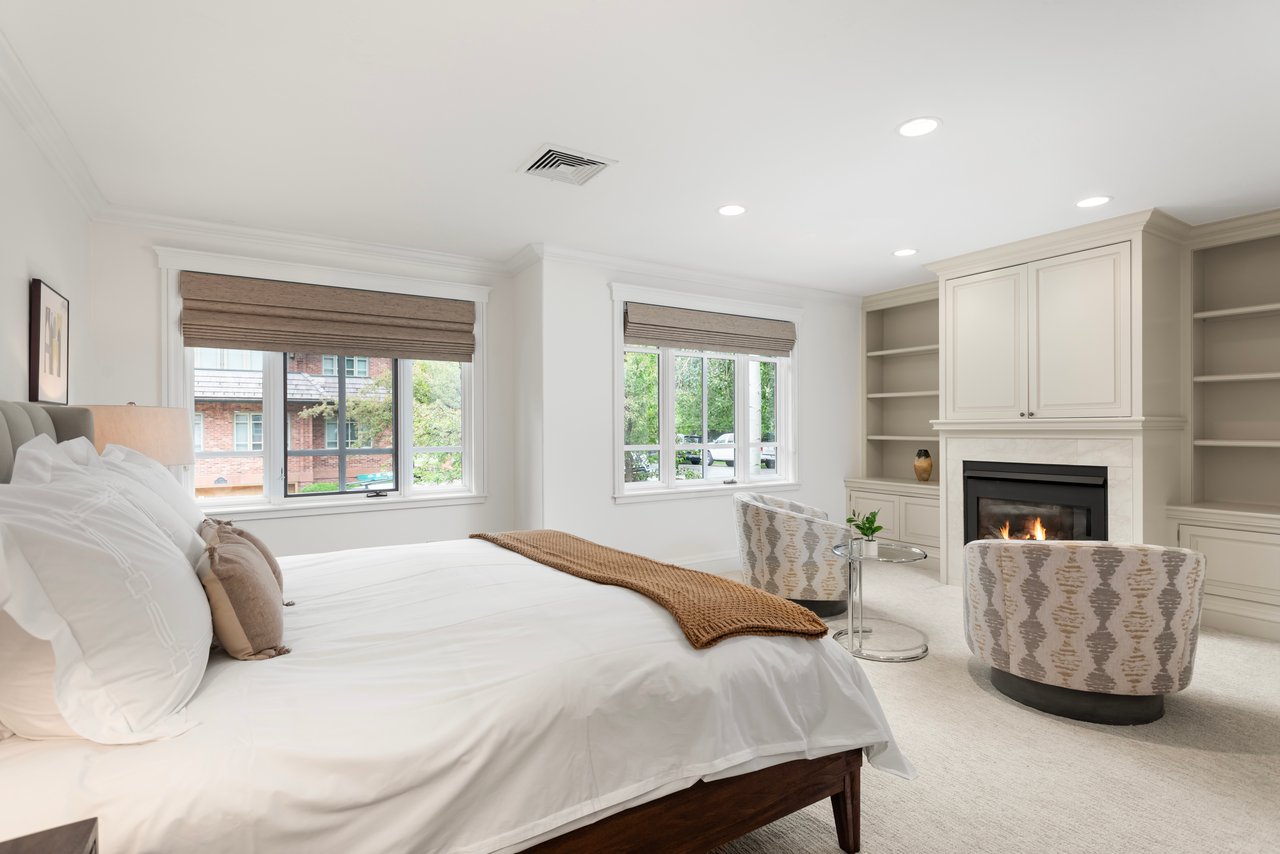 Beautiful Mountain Contemporary Townhome in Aspen Central Core