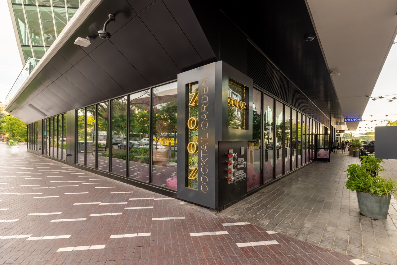 45 Sutton Square SW #306