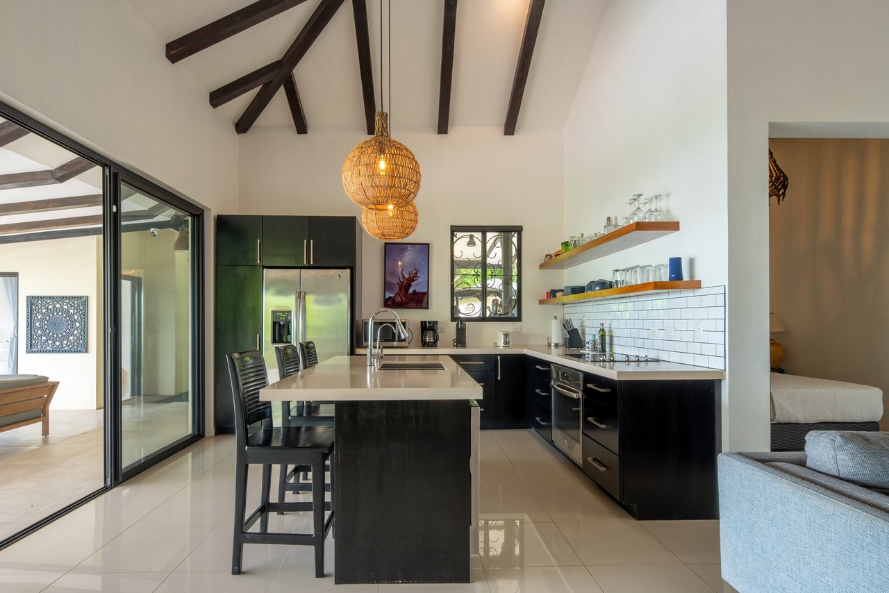 6.45 ACRES – 3 Bedroom Luxury Ocean View Home Surrounded By Vibrant Rainforest And Wildlife!!!