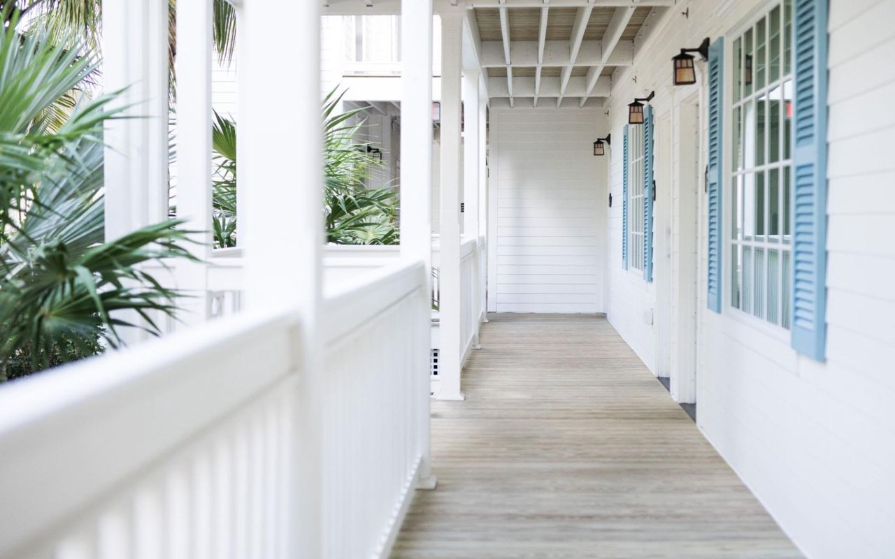 10 Essential Maintenance Tips for Waterfront Homes