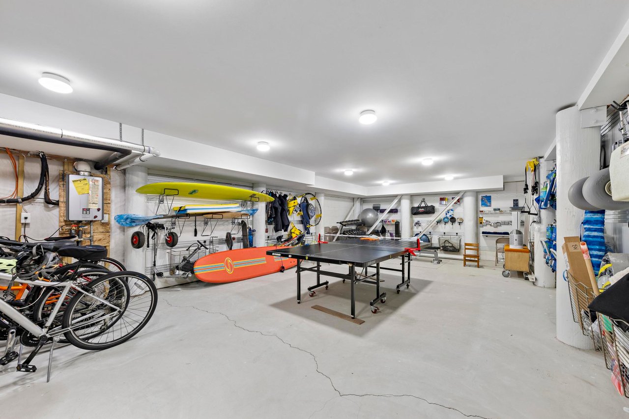 205 Stratford Avenue 