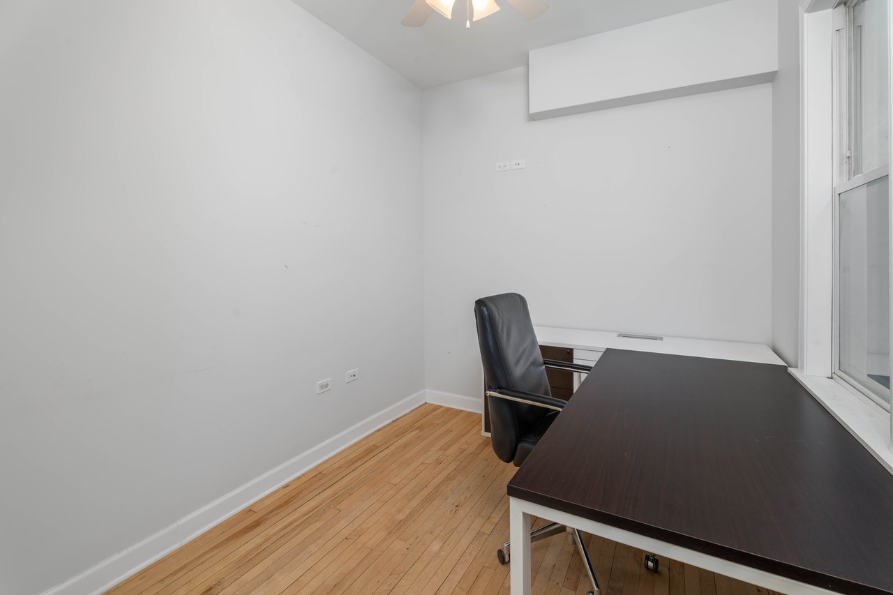 3823 N Albany Ave, CHICAGO, IL 60618