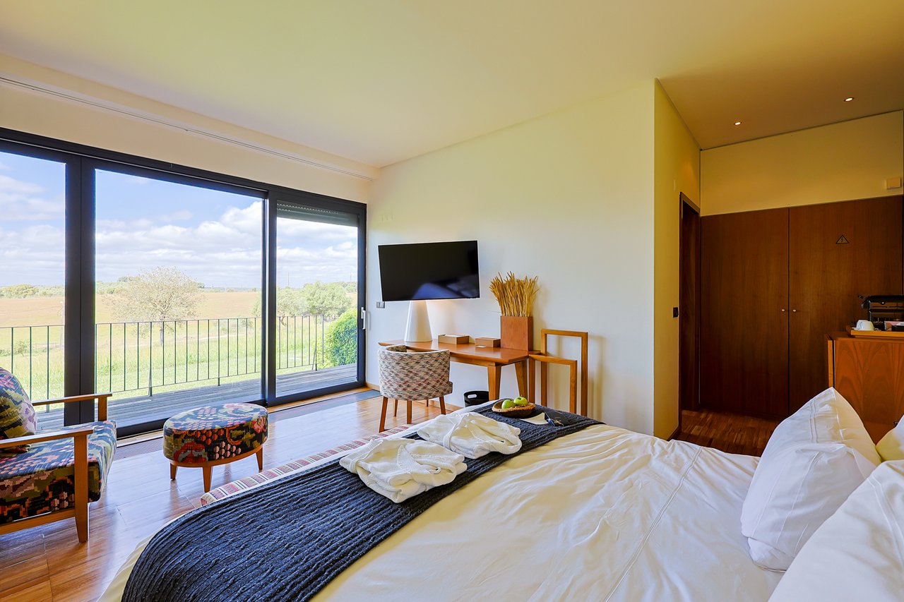Luxury Wellness & Sports Retreat in Portugal with Expansion Upside & €1M+ Revenue