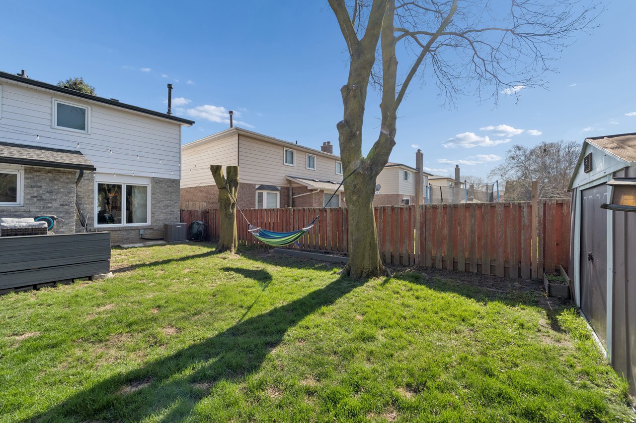 1156 Gloucester Square