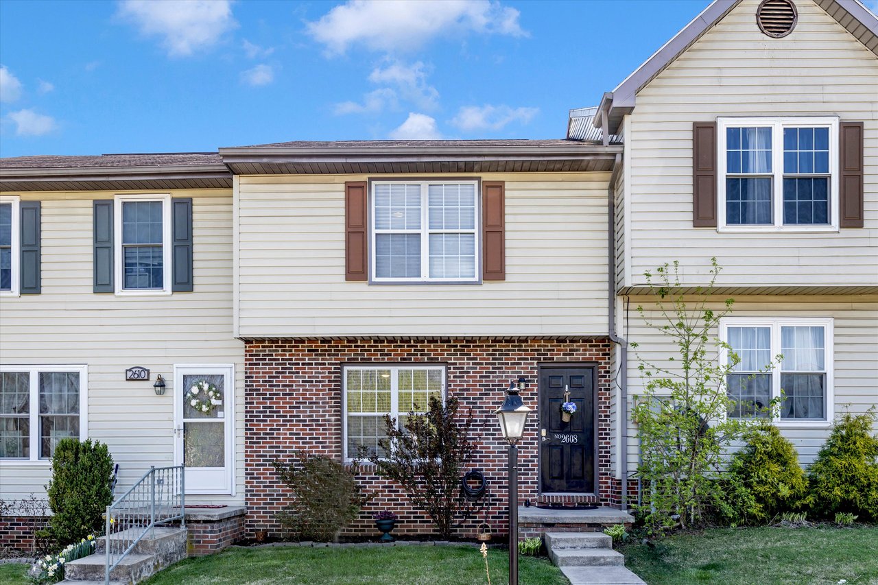 2608 Banbury Ln, Chambersburg, PA 17202