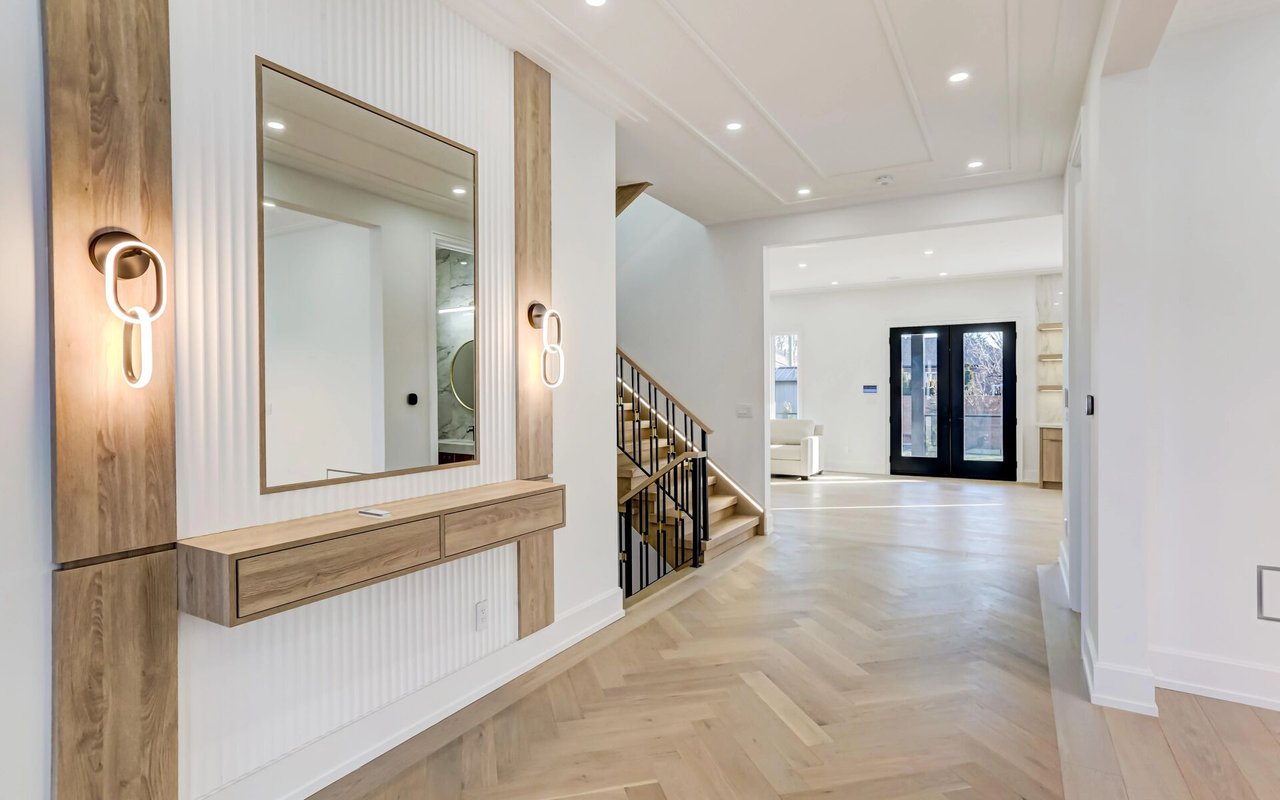 3 Boys & 3 Rooms in Arlington