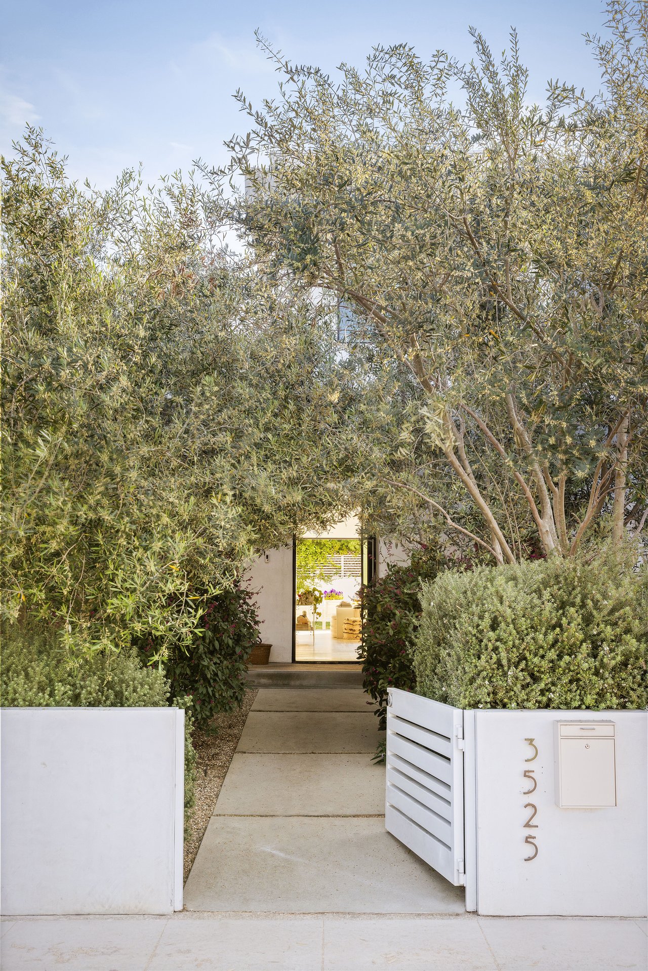 3525 Barry Ave, Mar Vista