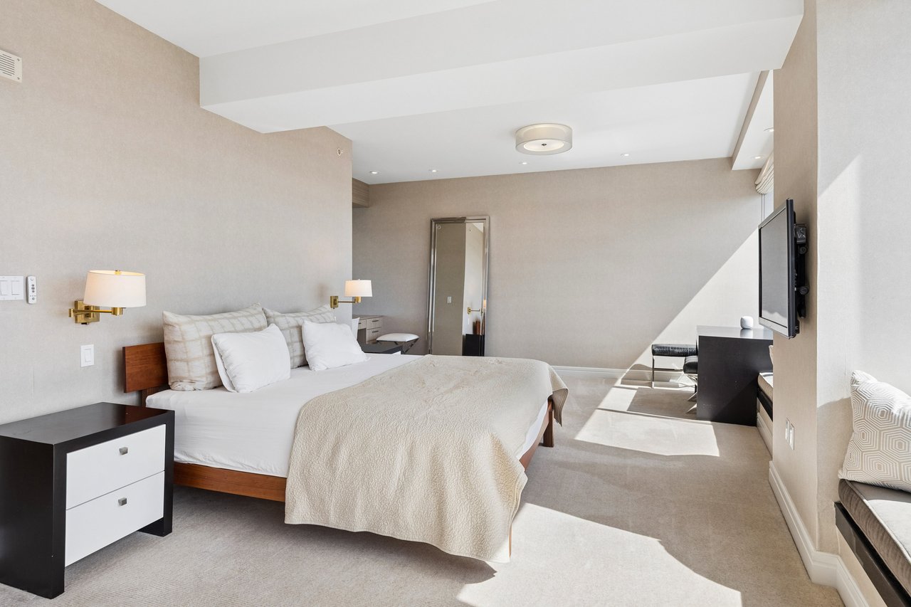 Iconic Views from a Premier Address