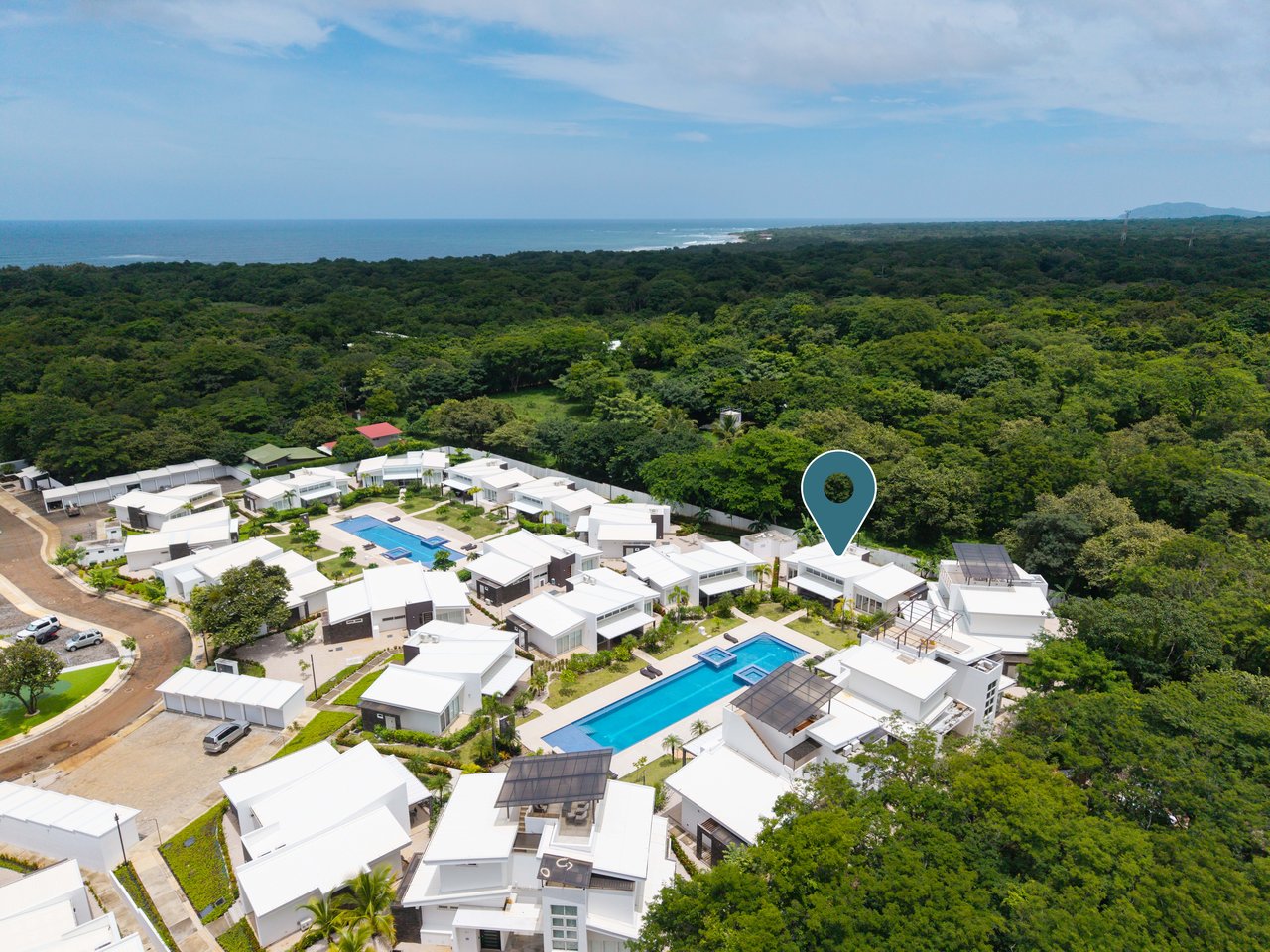 Enclave B5 | Modern 3-Bedroom Villa in Gated Community Near Avellanas Beach