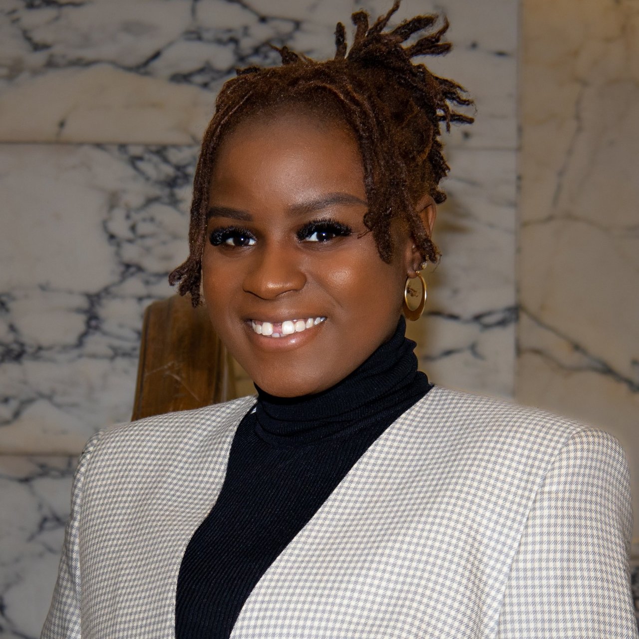Aaliyah McMullen Pittsburgh, PA Real Estate Agent Headshot
