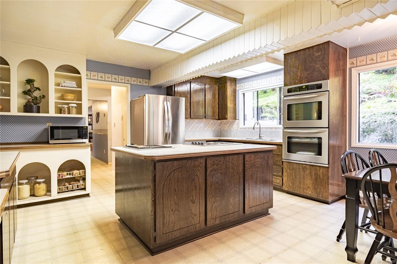 4105 Bridlewood Crt
