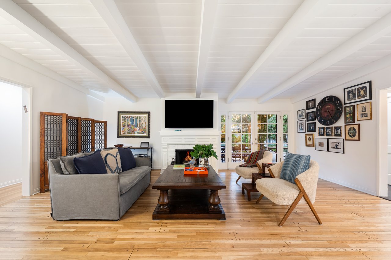 13109 Valley Vista Blvd, Studio City