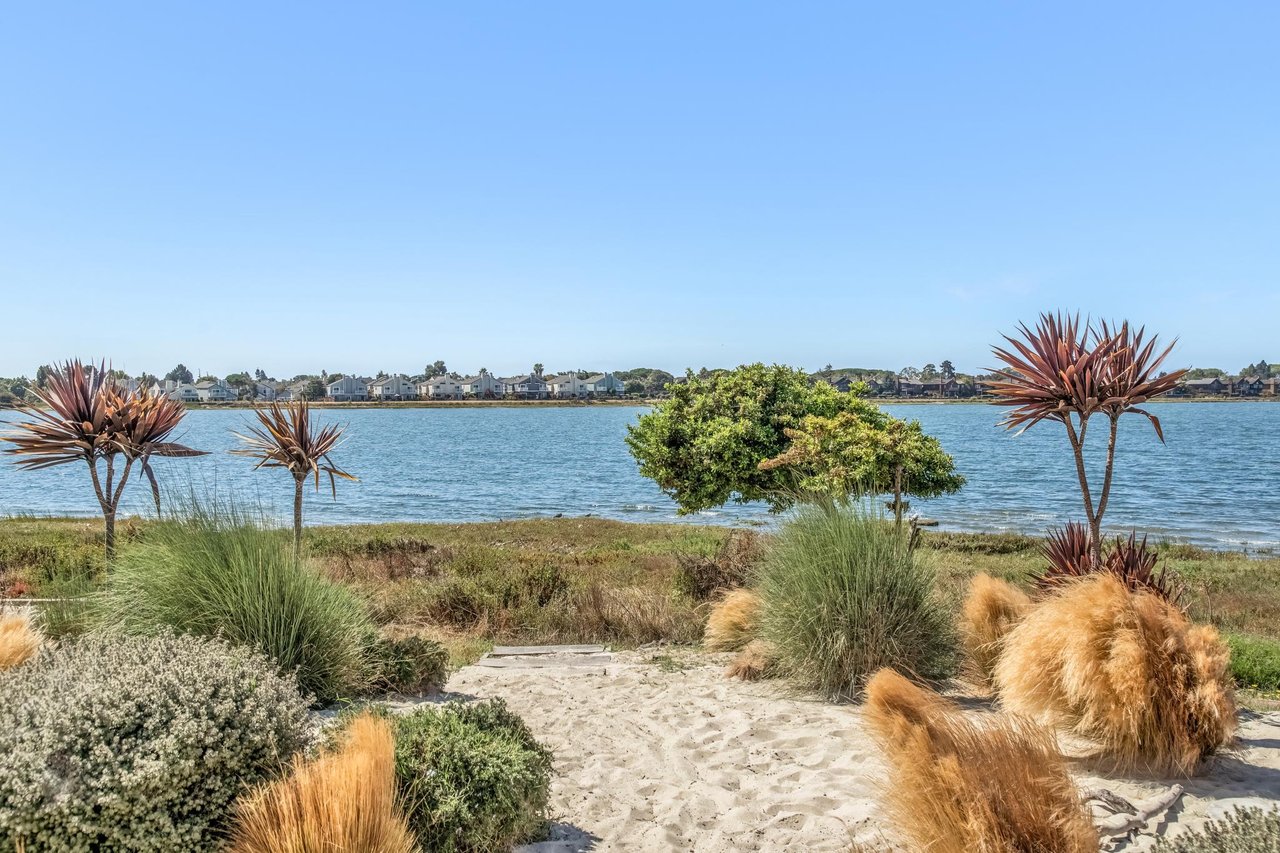 2916 Bayview Drive, Alameda, 94501