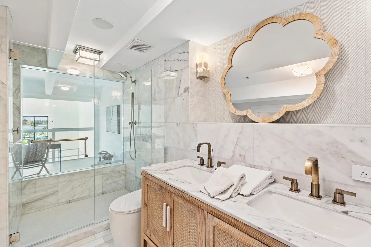 101 N Clematis Street, 412