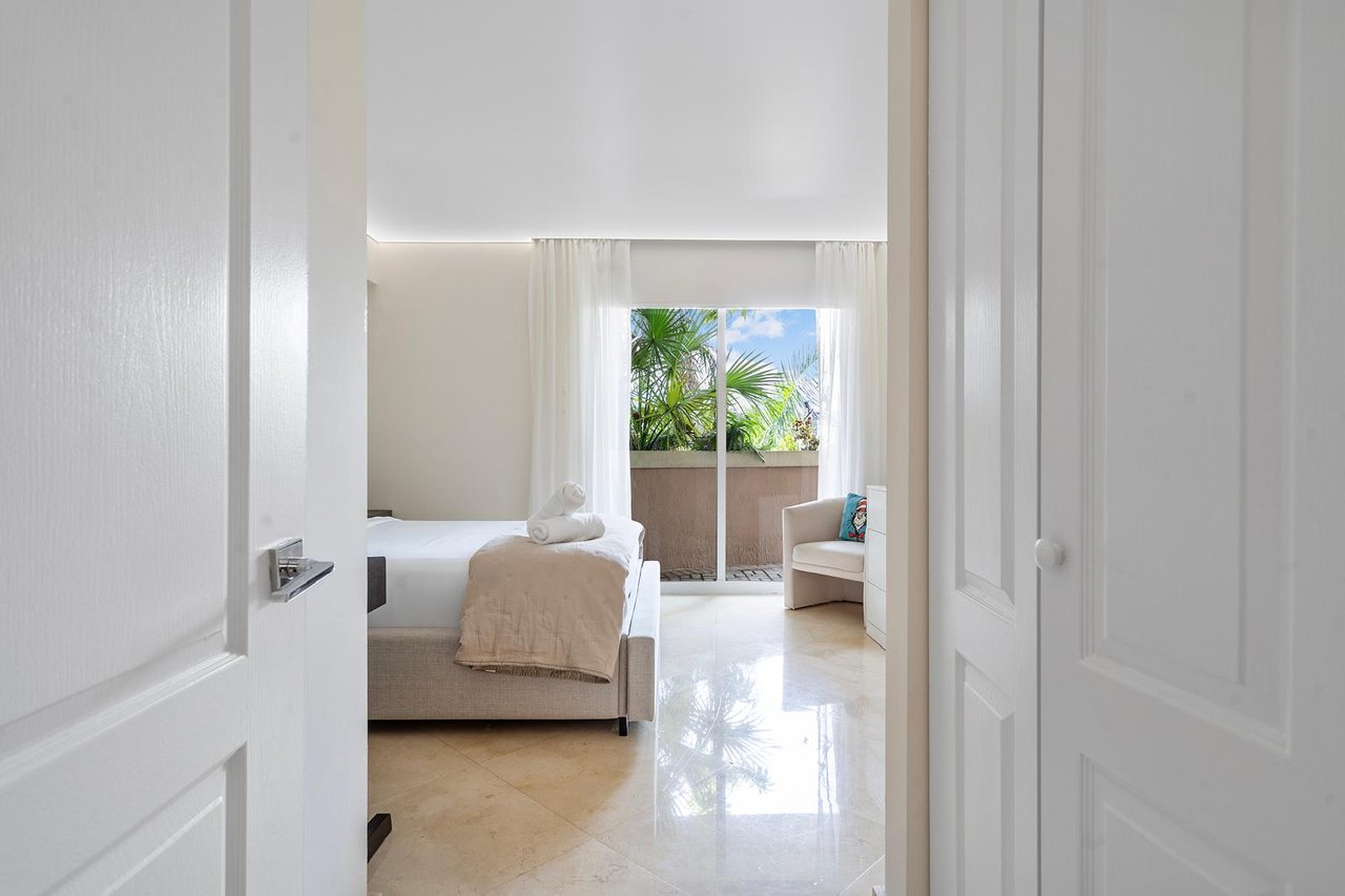 King David Short-Term Rental | Prime Location