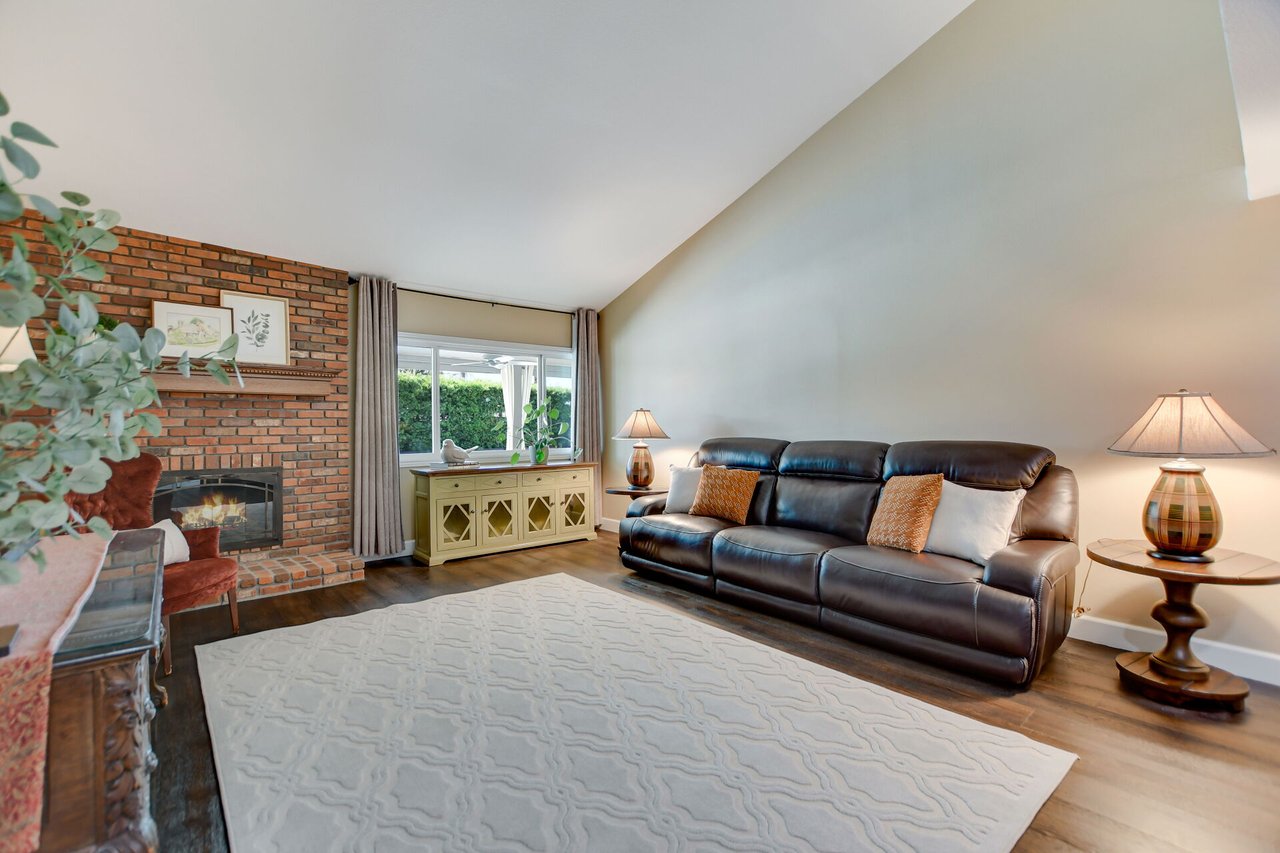 1298 Oak Ridge Drive