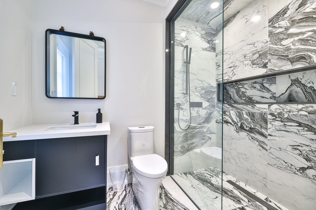Exquisite Luxury Finishes